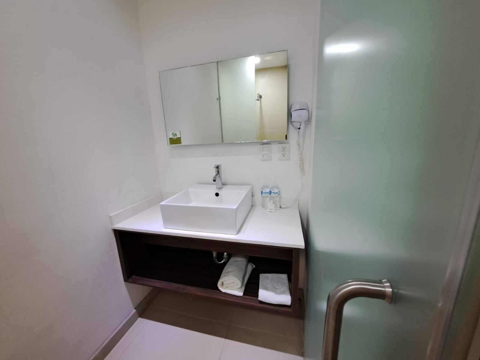 El Hotel Business Class - Zamora Centro 외부 사진